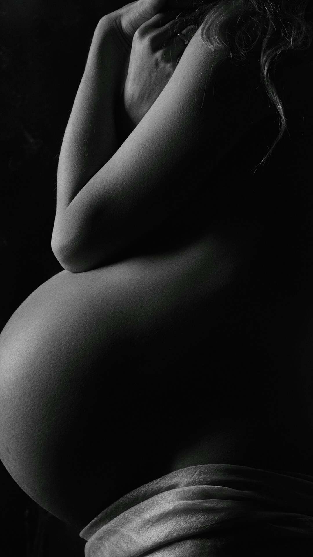 fekete fehér kismama fotó